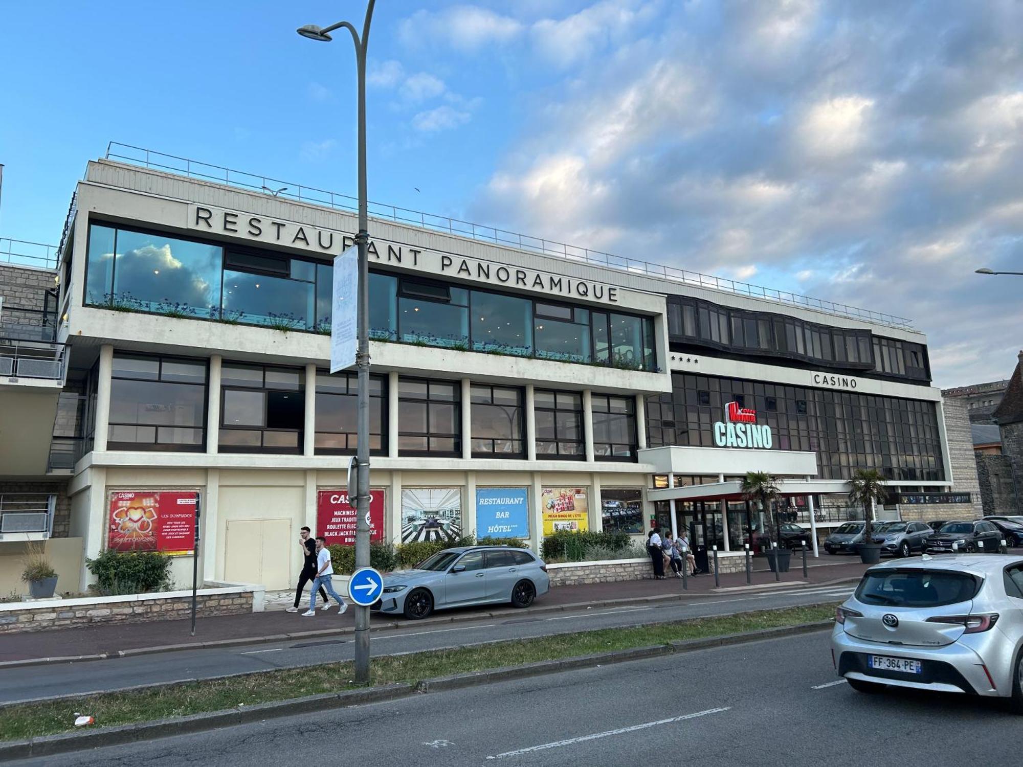 Les Nids Aparthotel Dieppe Exteriör bild
