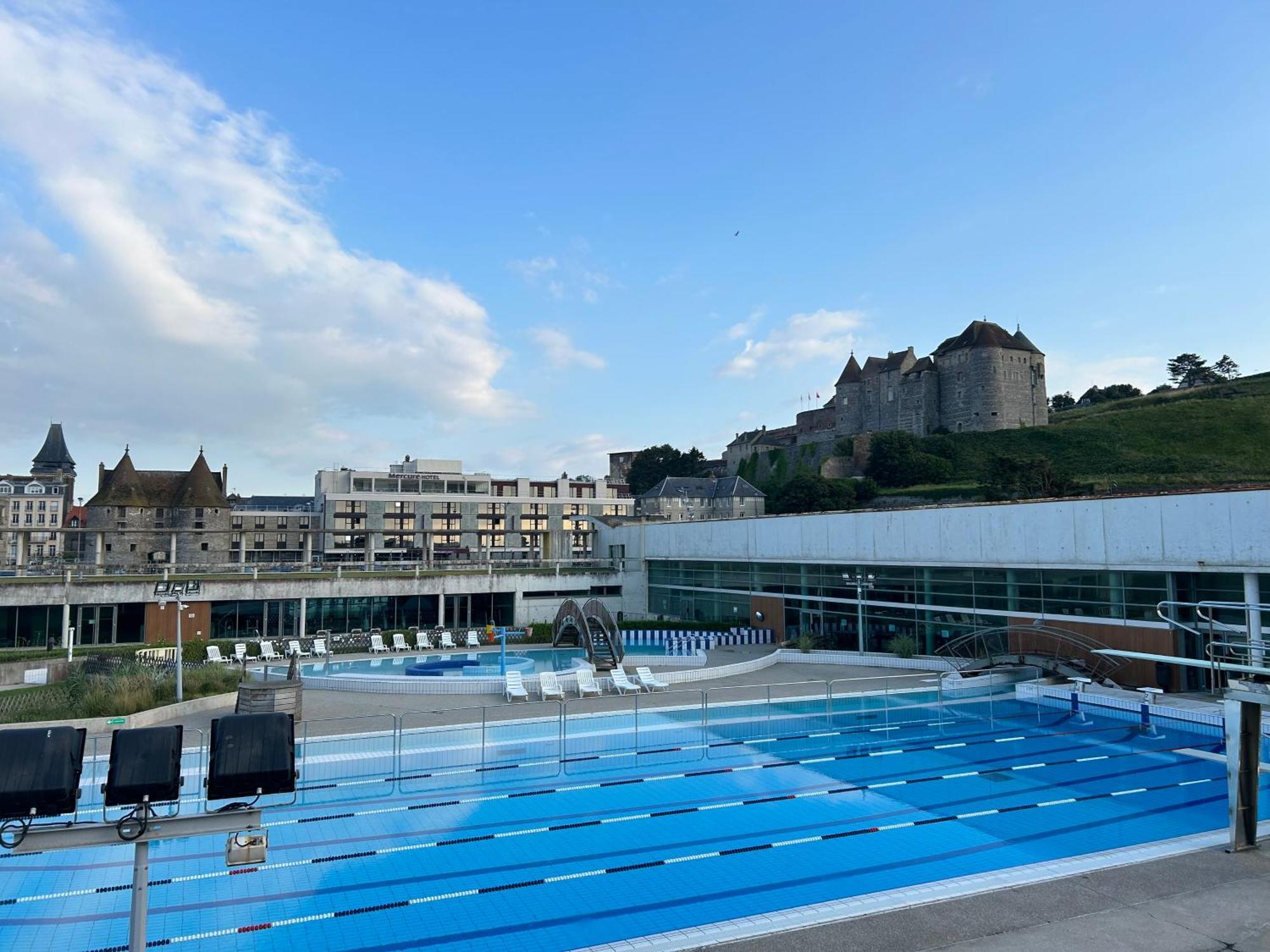 Les Nids Aparthotel Dieppe Exteriör bild